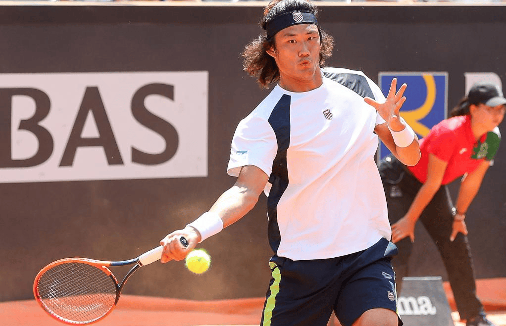 网球——罗马大师赛:张之臻晋级八强