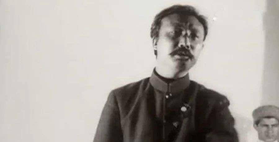 图 | 李大钊在苏联演讲自此,李葆华就整日待在周作人家中,寸步不出庭
