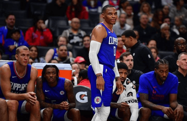 曝!快船2巨头官宣离队,伦纳德含泪挽留