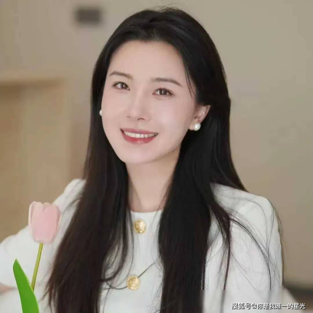 张梦琪_李晓琳_年龄