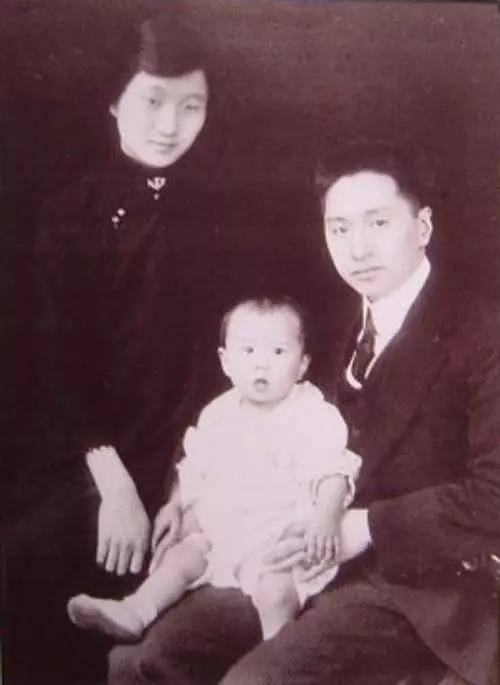 姻缘并非爱情,他的98年与四任妻子,原配削发为尼,现任百岁终老