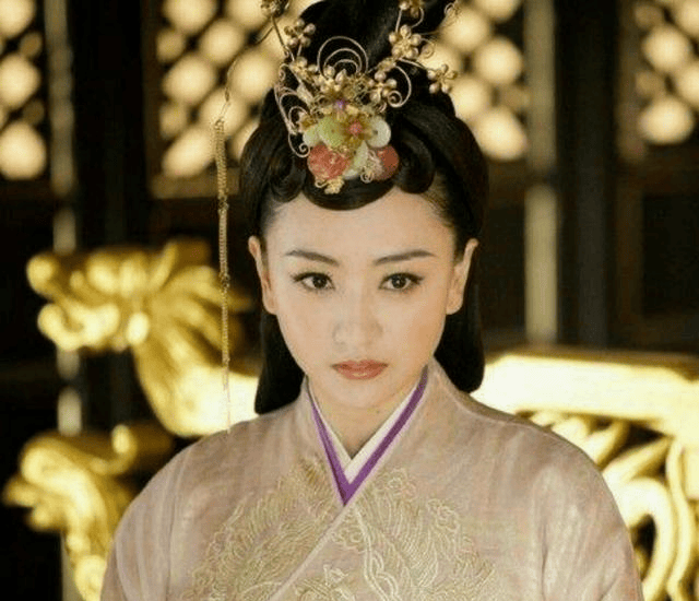 原创契丹第一才女萧观音,贵为辽道宗皇后,却受人诬陷,被白绫缢死!