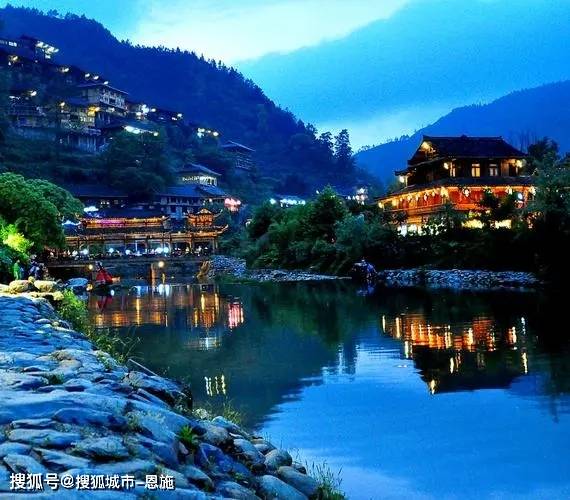 前我已经做好攻略,查了所有景点位置,但是贵州的景区都很分散且是山区