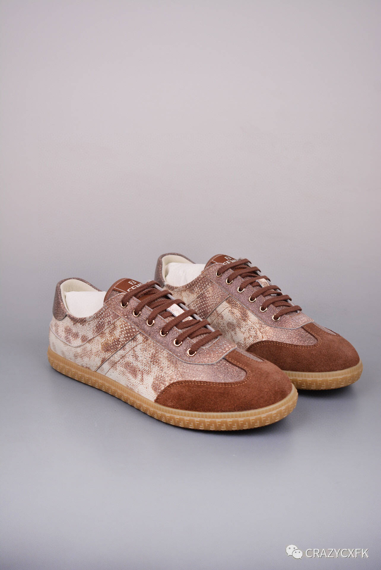 芬迪弗莱尔 fendi flair leather sneaker low 复古皮革生胶德训系带