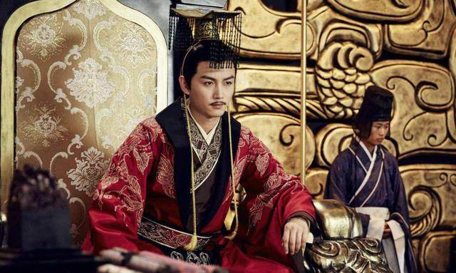 13岁被立为太子后,就霸占25岁女囚,荒淫无道,最终被岳父夺权