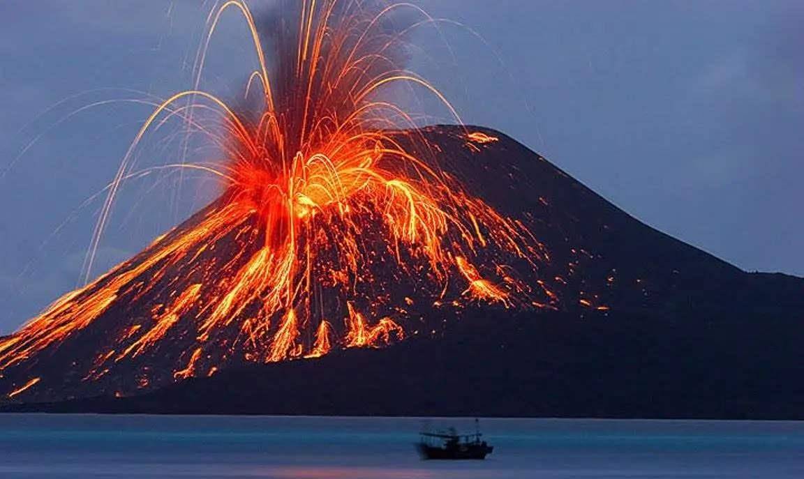 富士山活火山图片