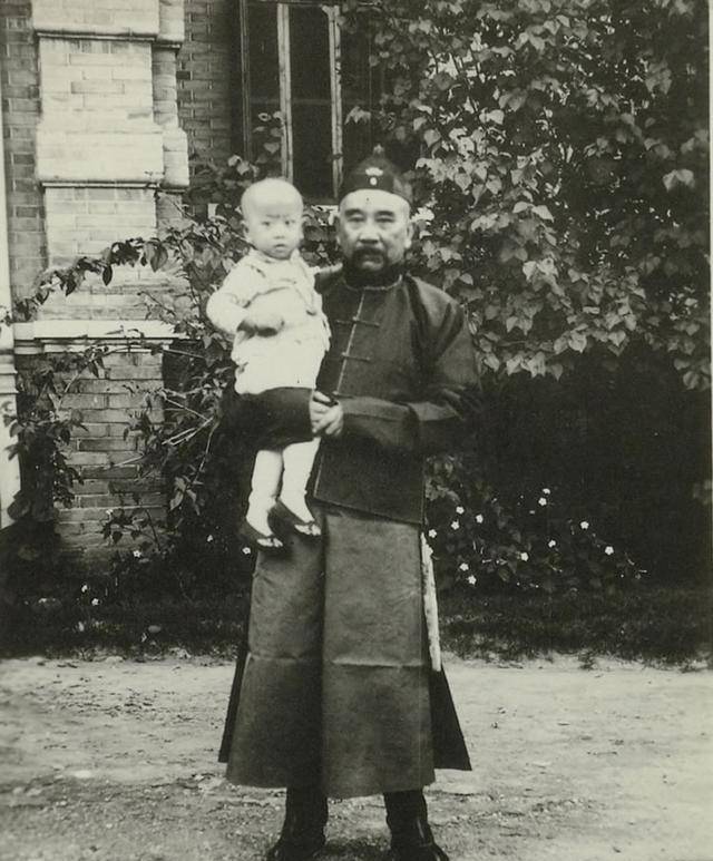 专家:看看他的履历表便知_袁世凯_北洋政府_清政府