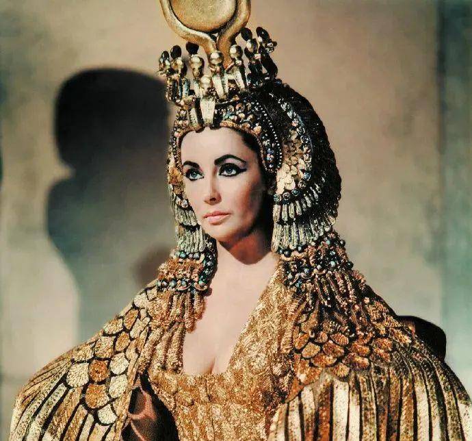 埃及艳后是如何踩着男人的色欲上位的?