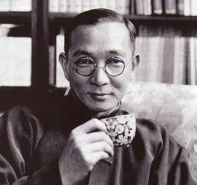 他以文为生,名扬海外,遭国人嘲笑后旅居美国30年,却决不入美籍