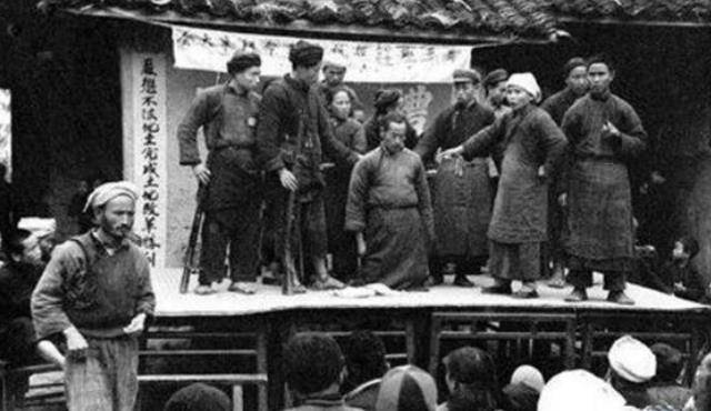 "麻城惨案"爆发后,王树声火速求援董必武,仅一天就为麻城解围