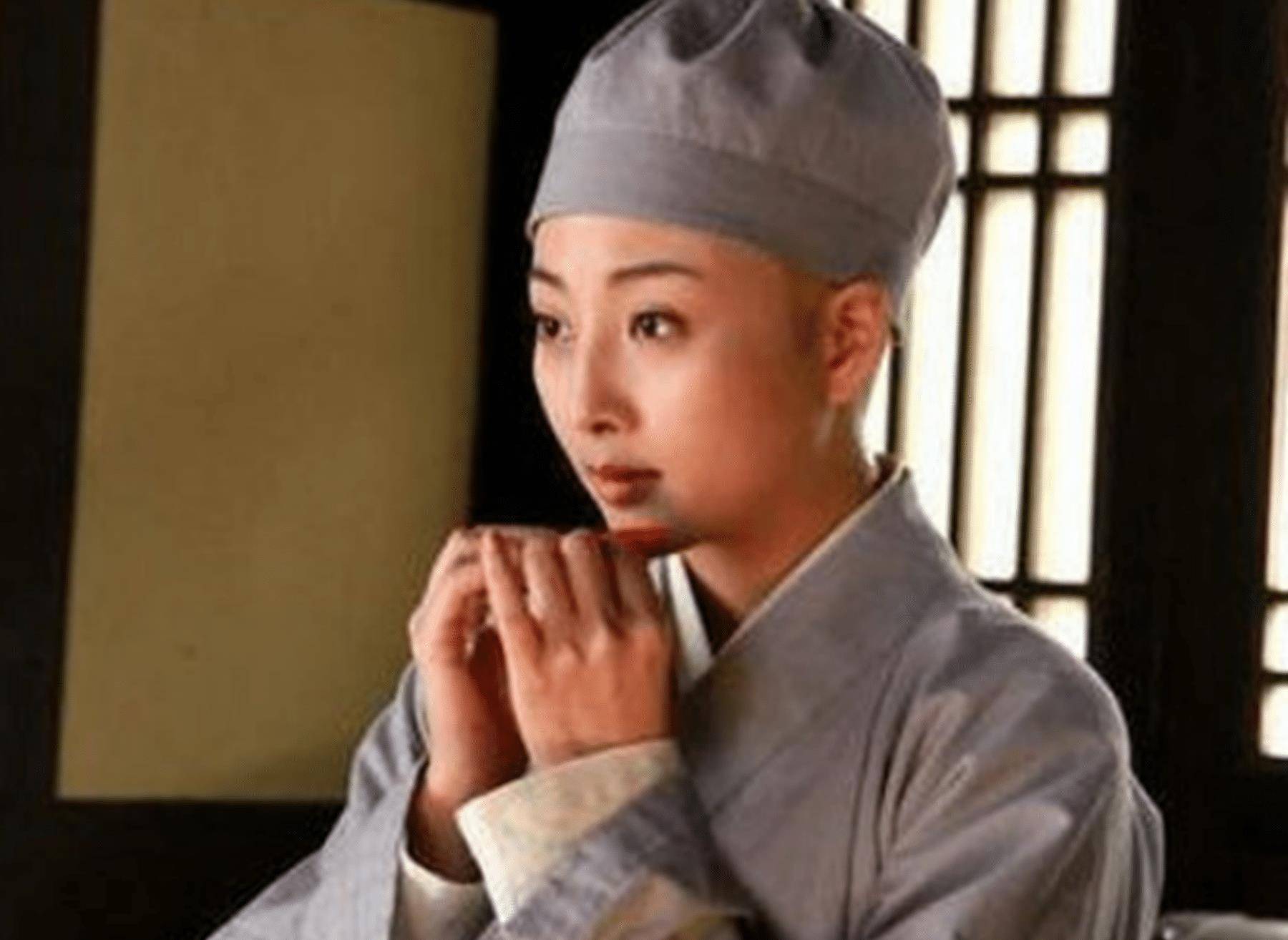 贾平凹《废都》:美貌的小尼姑慧明怀孕了,始作俑者到底是谁?