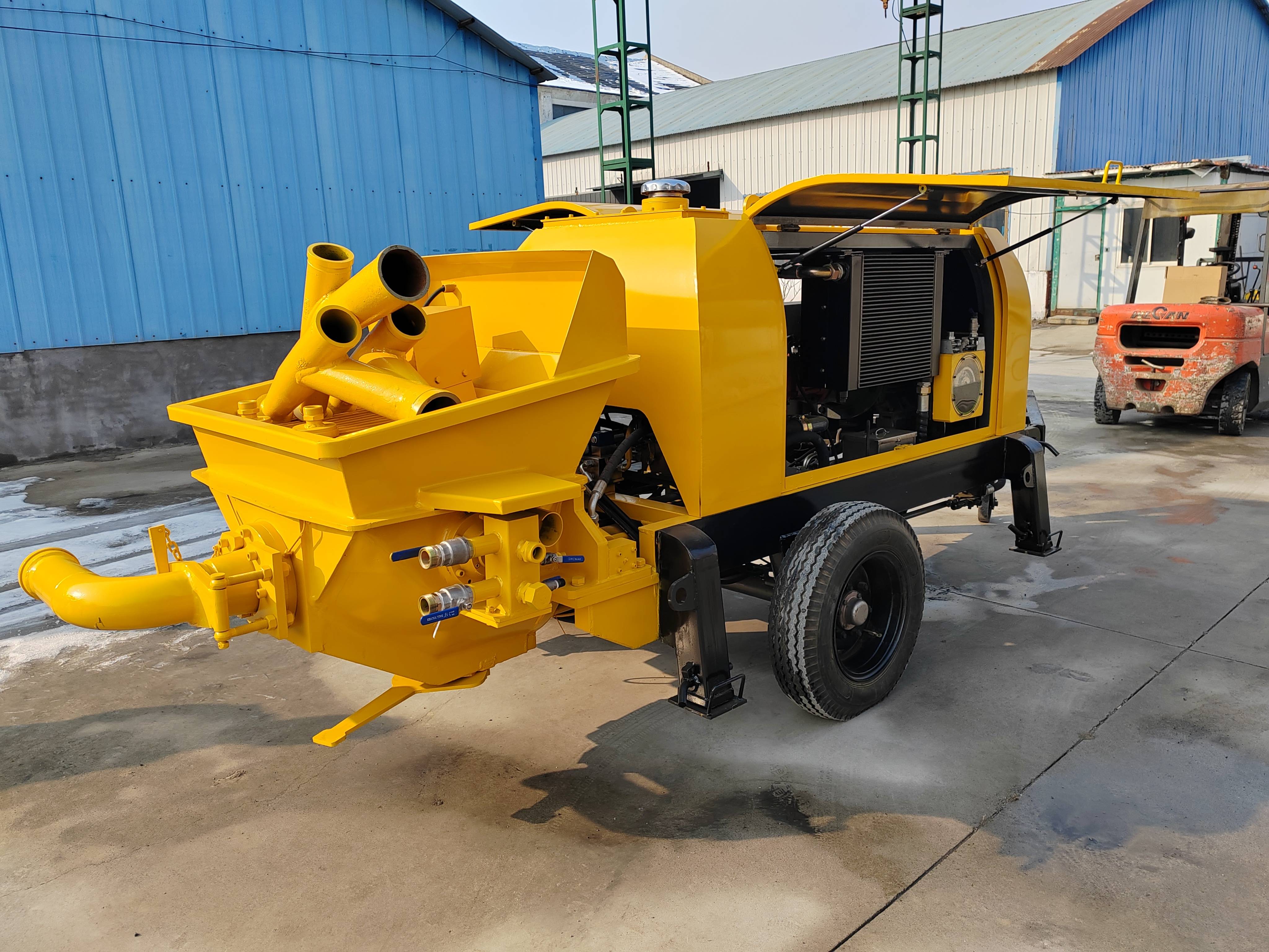 液压式混凝土运输输送泵车 细石输送泵的操作规程及注意事项