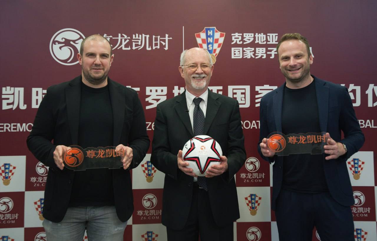 澳门星际:穆里尼奥新归宿:费内巴切迎战欧冠,再谱波尔图传奇