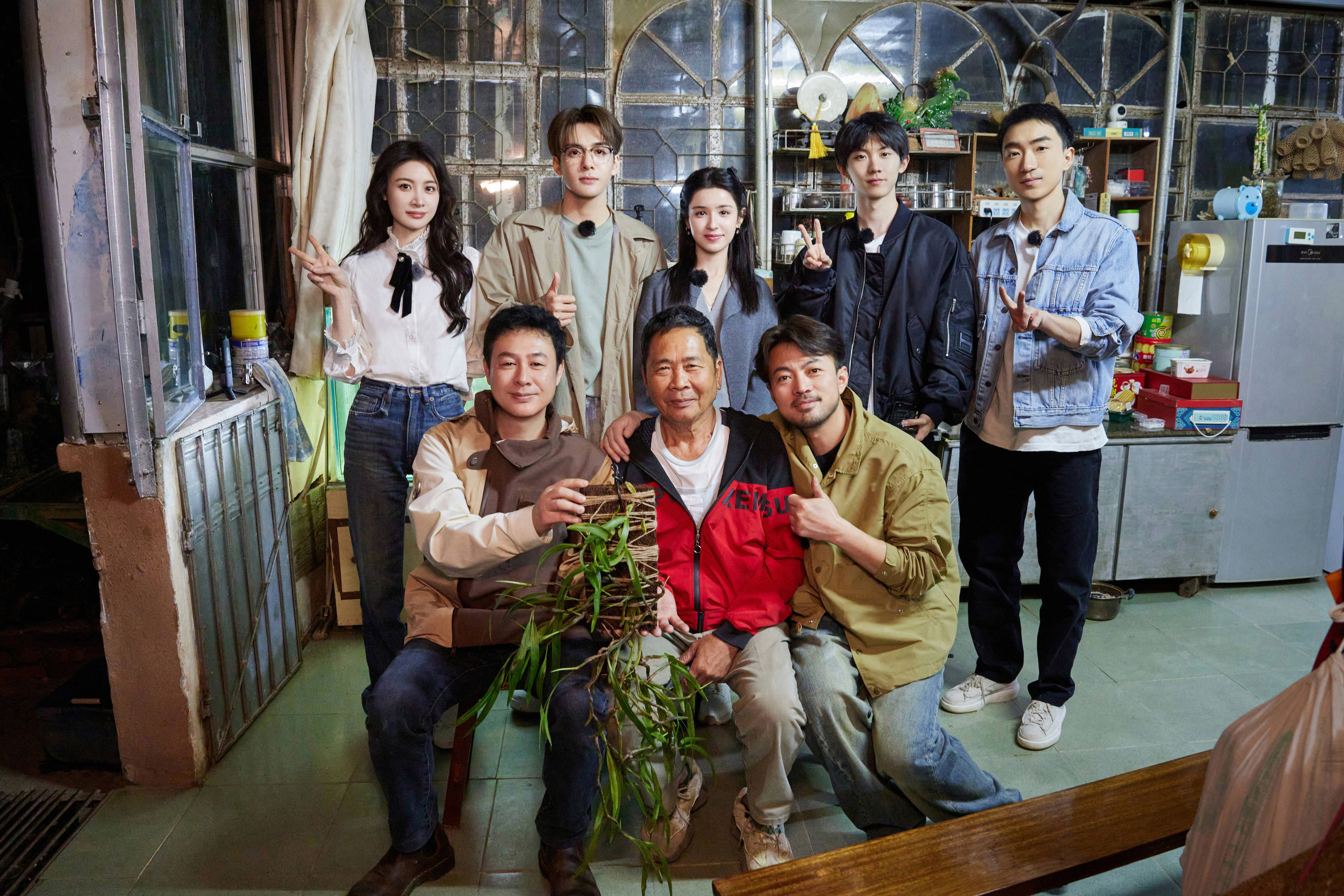 韩庚张末做客《灿烂的花园》,助力花园家人拯救植物