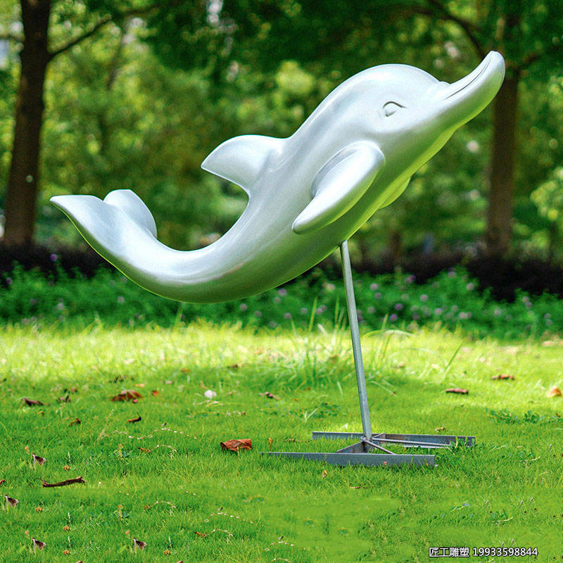 玻璃钢仿不锈钢海豚雕塑 仿真动物造型草坪摆件