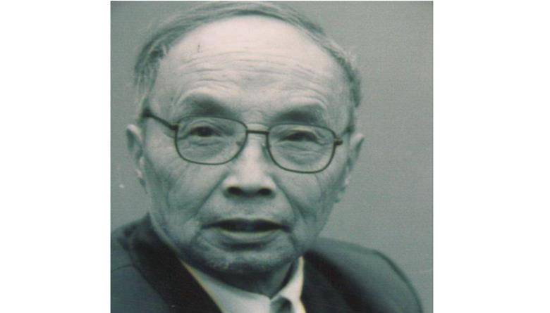 他是渣滓洞看守,因"杀害"江姐被判死刑,31年后成革命功臣