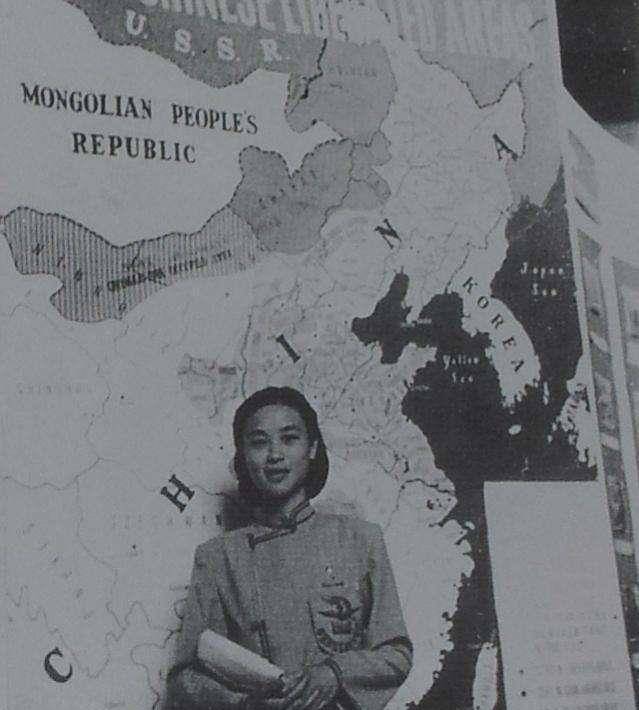 十一届三中全会以后,重获新生的陆兰沁期望父亲能假释出狱,毕竟他的