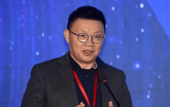 "算不清,看不明,有没有回报只有天知道,还愿意又出钱又撸起袖子去干活