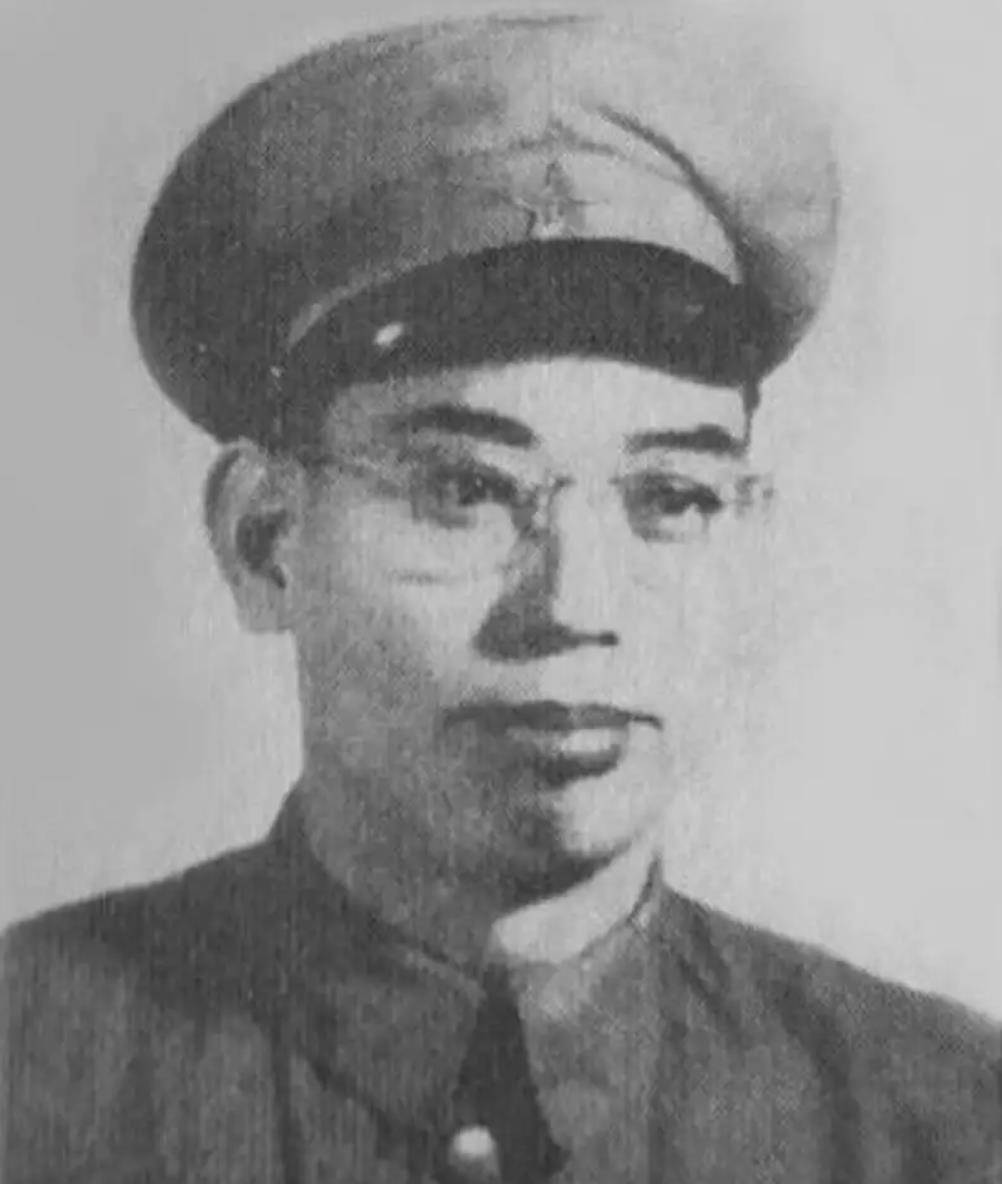 1937年,林伯渠巧遇了一位湖南女学生,交谈后立即将她转送至延安