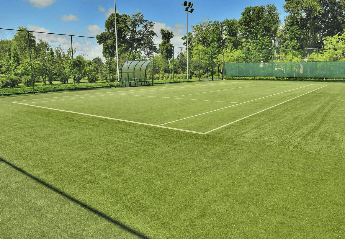 网球场人造草坪的维护策略