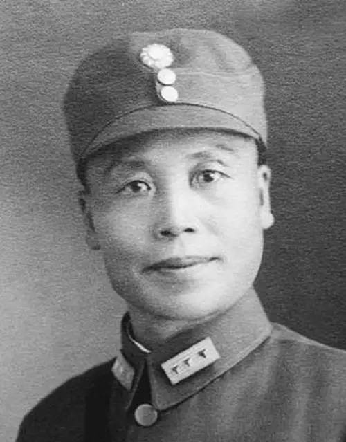 黄埔军校只是个短训班,为什么却人才辈出?看看去的都是什么人