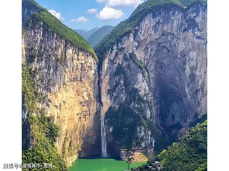 恩施大峡谷旅游攻略五日游,恩施报团游主要旅游线路,问靠谱导游就知道