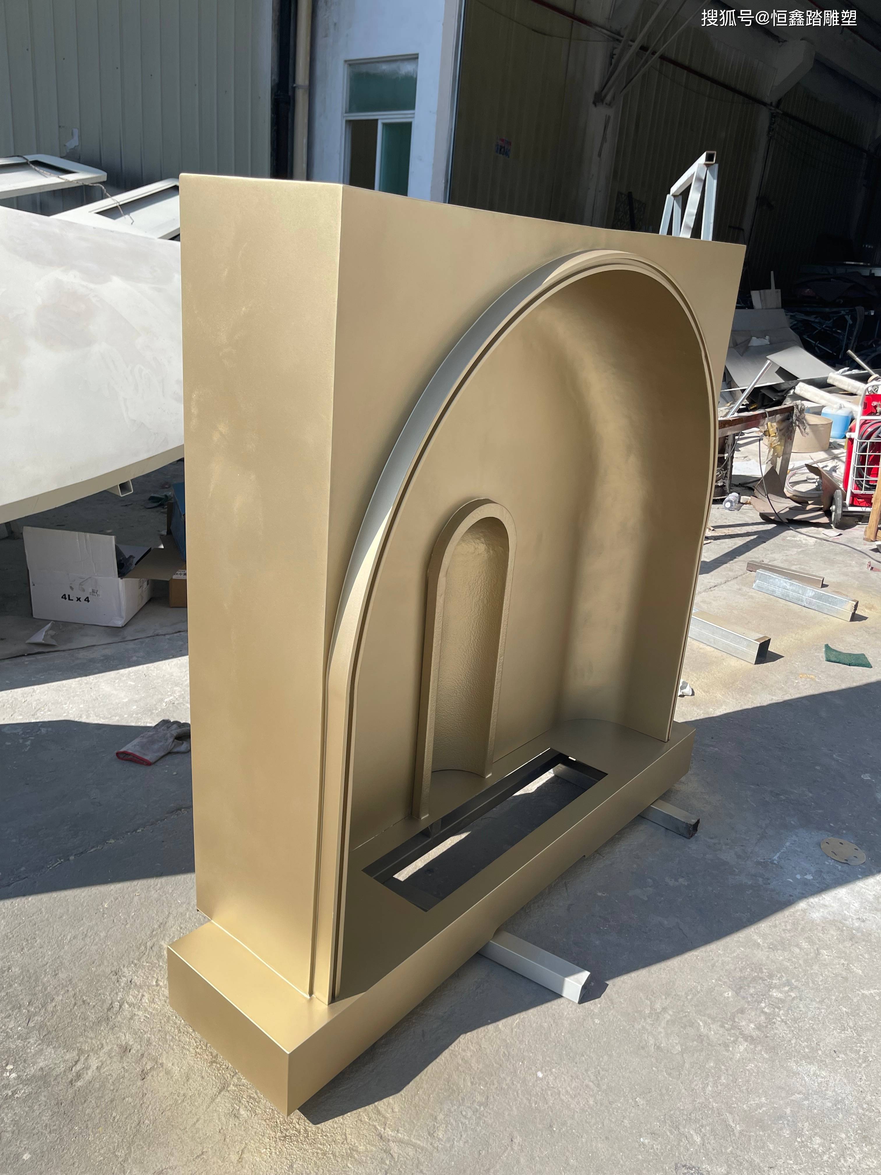 黄铜异形壁炉 创意设计黄铜壁炉实景拍照