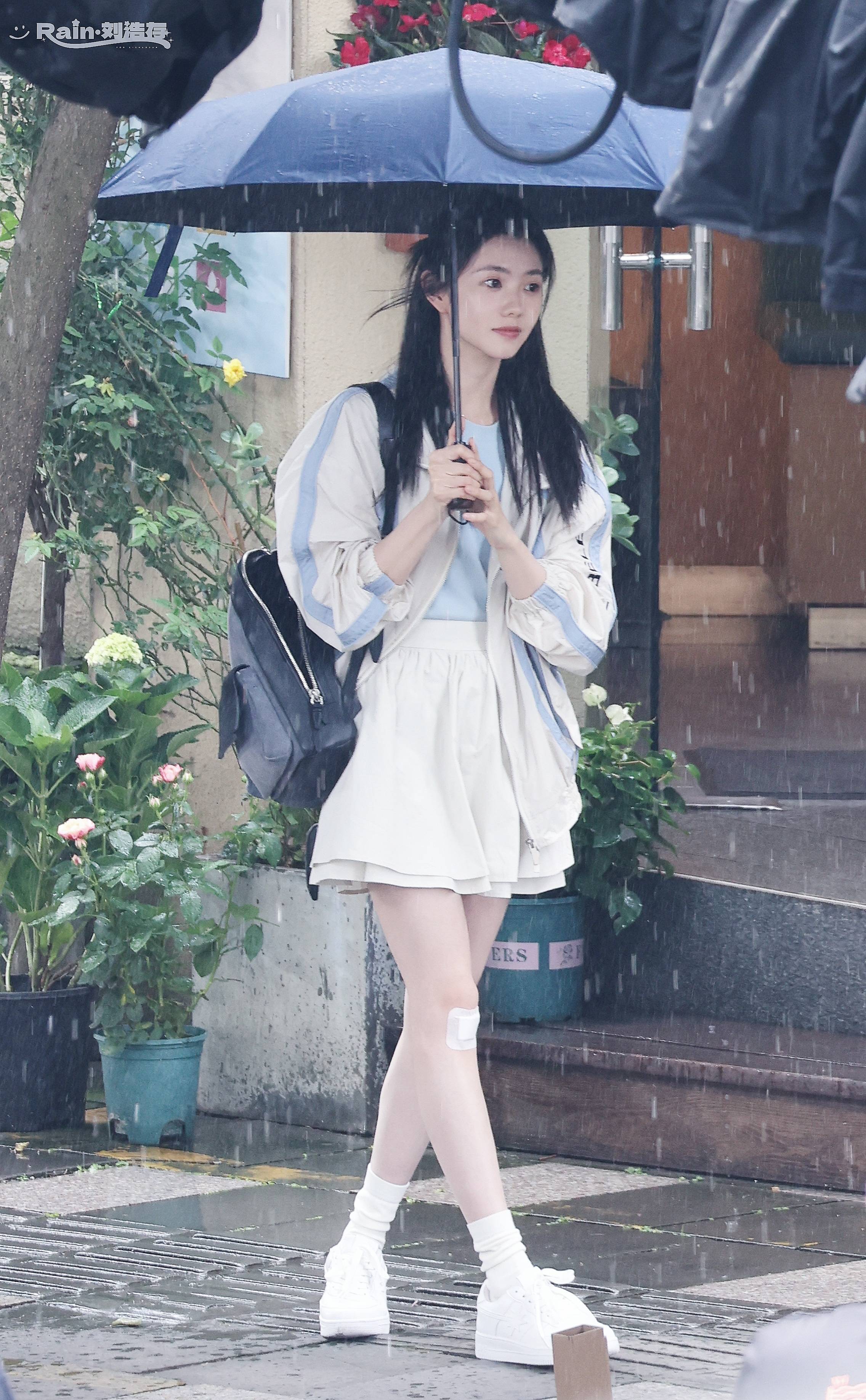 刘浩存新剧曝路透照 清纯活力少女感十足-搜狐大视野-搜狐新闻
