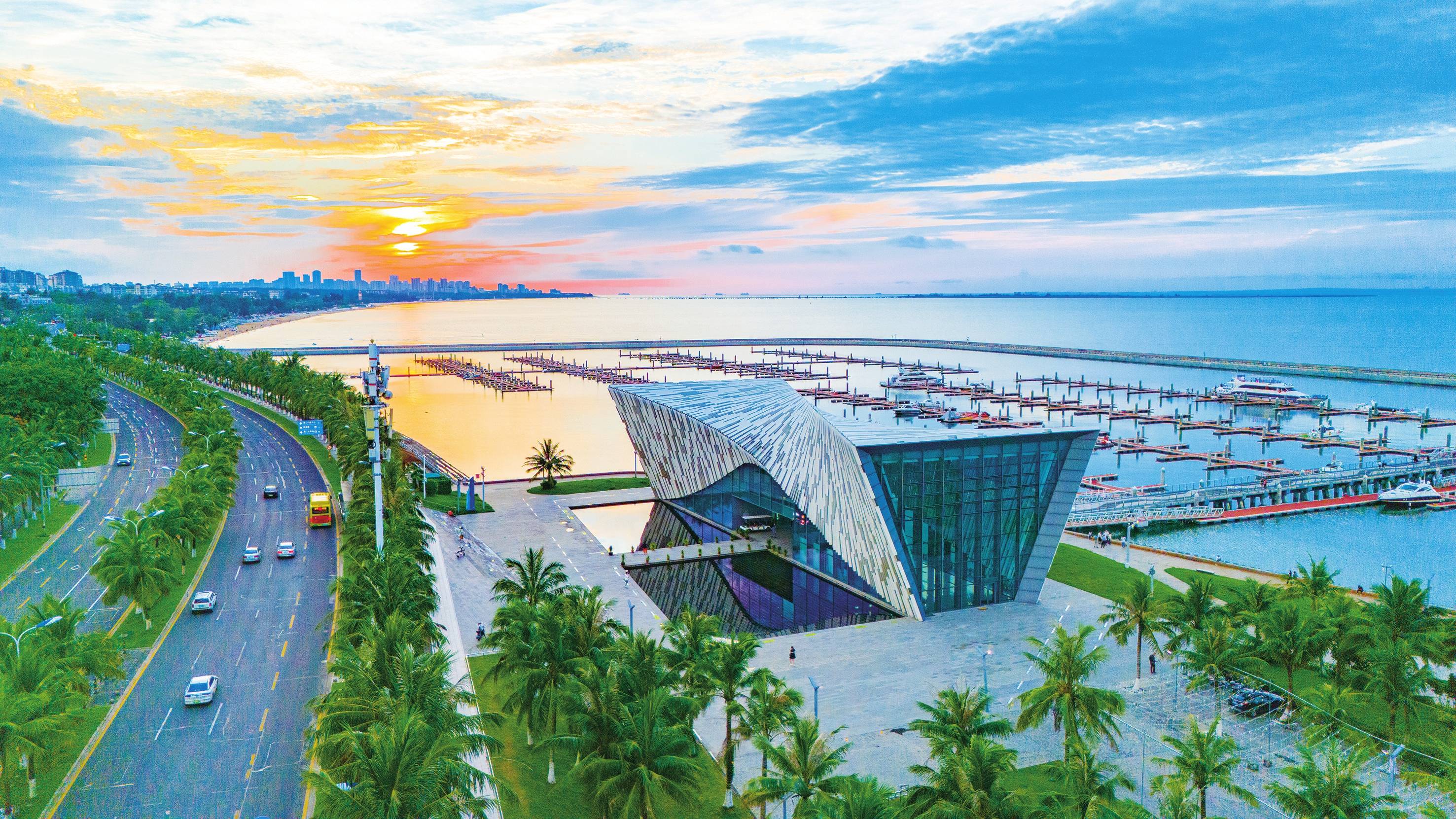 海口,最没有压力的省会城市,活力从何而来?