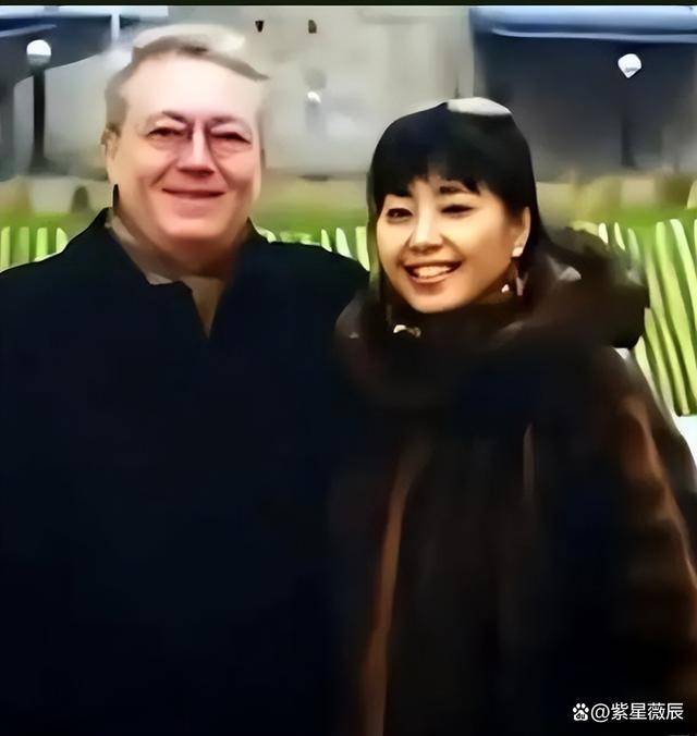 殷秀梅法国结婚照片图片