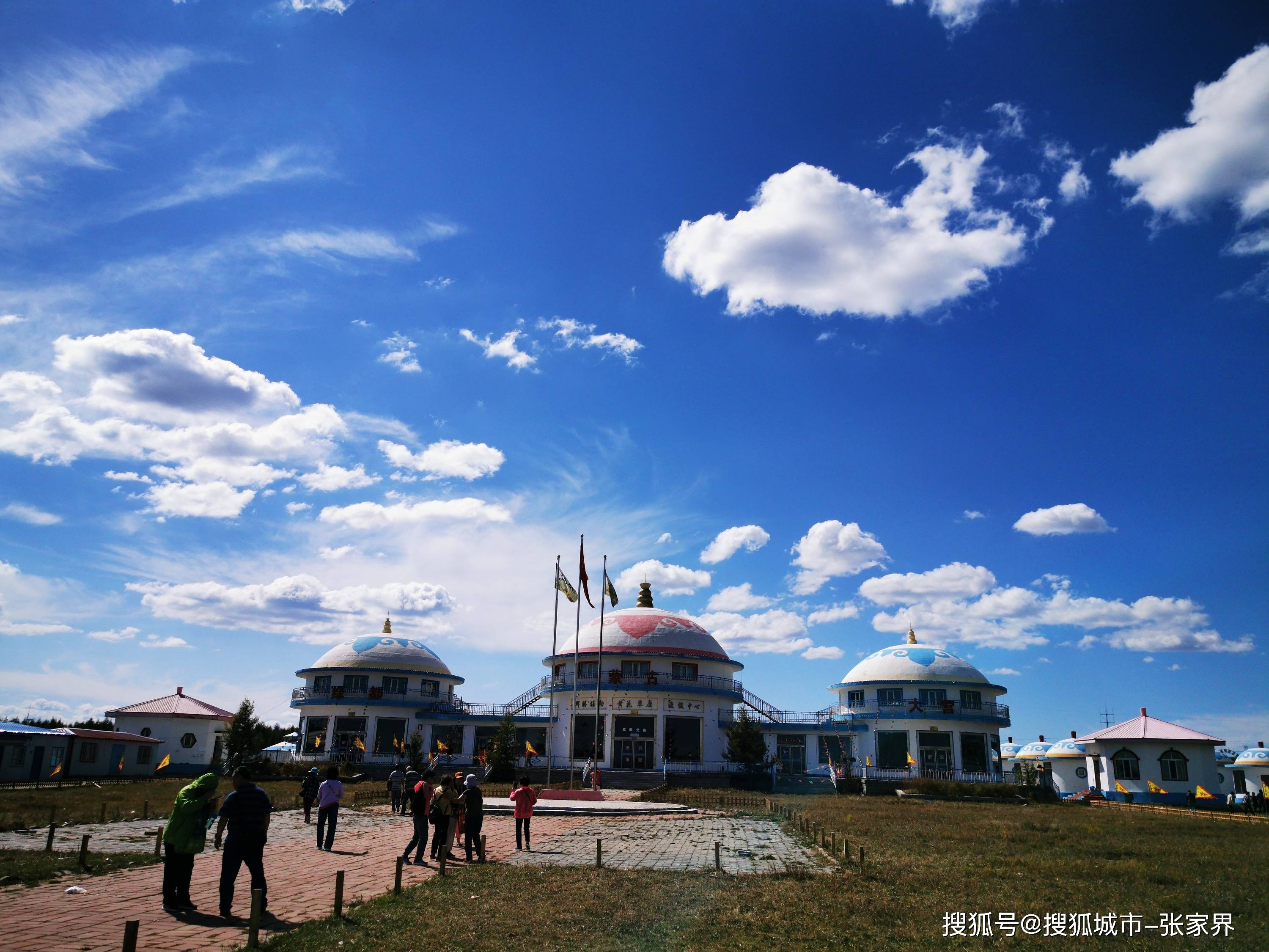 内蒙古旅游自由行好还是跟团好, 内蒙古五天四晚需要多少钱?
