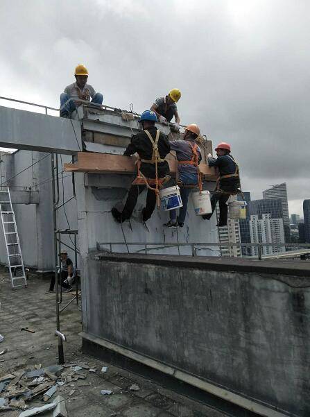 上海高层建筑外墙维保 蜘蛛人师傅吊绳服务