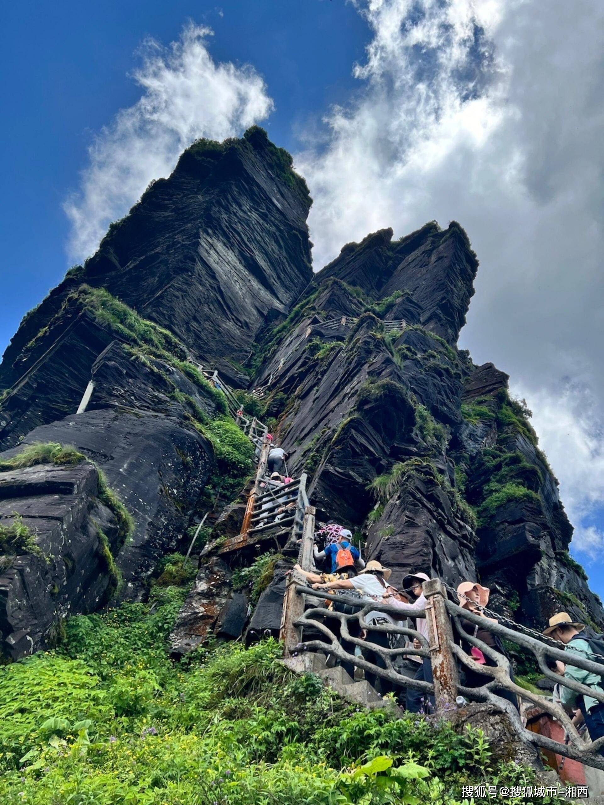 梵净山游览图片