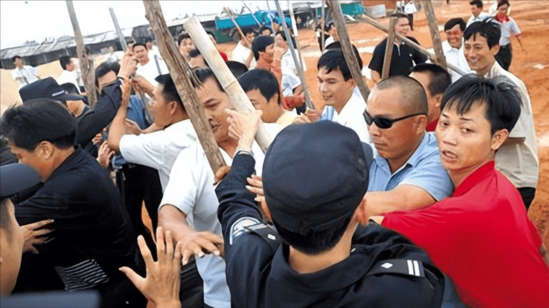 西安最牛的村支书,敢殴打警察,靠暴力敛财9亿,自称"自己是政府"