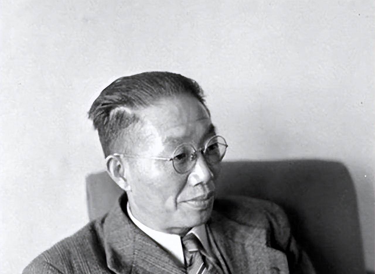 罗隆基:两段婚姻17个女友,凄凉晚年患病猝死,直言"无人爱我"