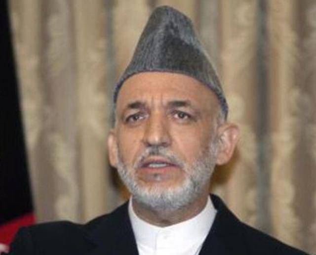 阿富汗首任民选总统卡尔扎伊,7年前卸任后,如今去了哪里?