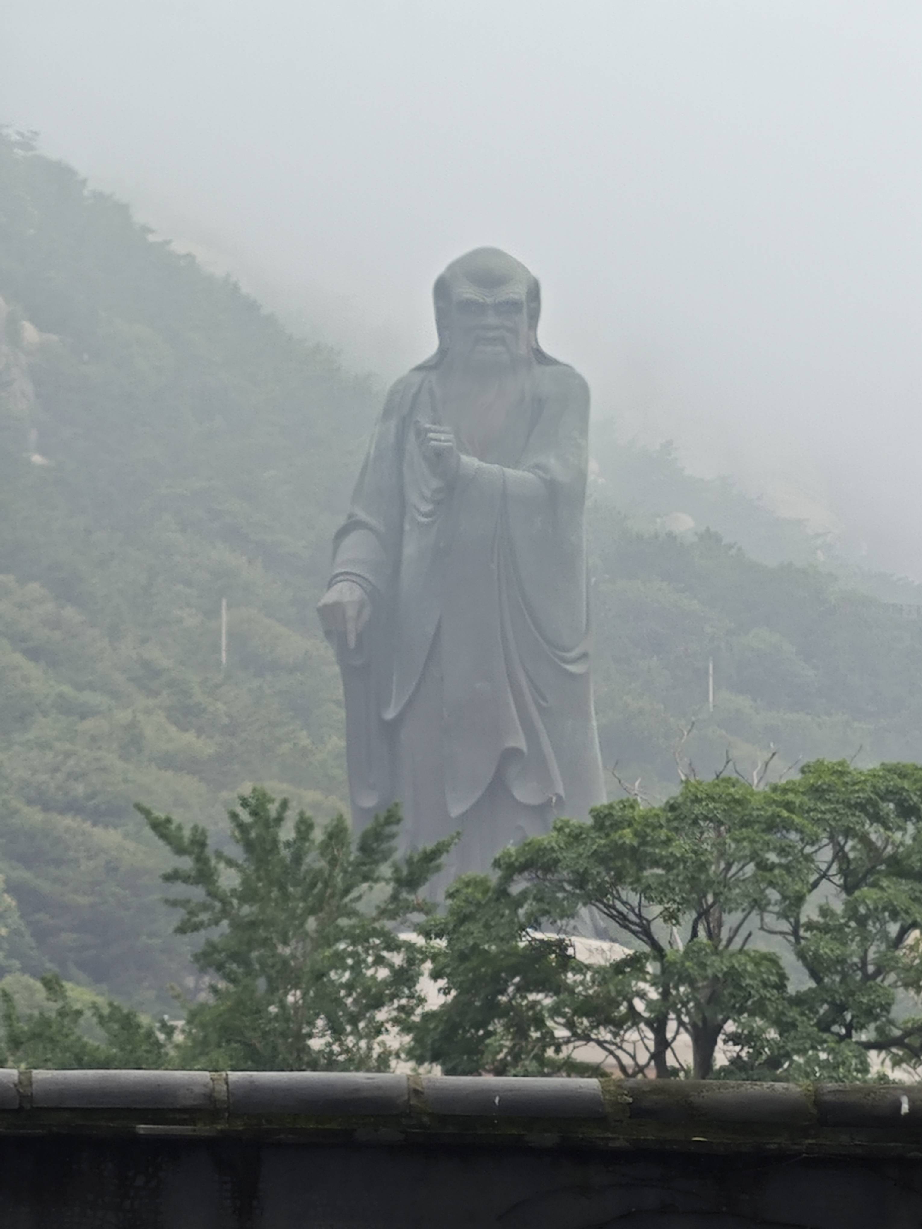 崂山太清宫道士算命图片