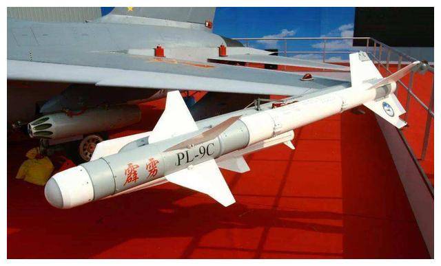 1958年浙江老农耕田,意外发现一响尾蛇导弹,苏联索要被拒绝