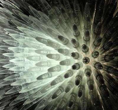 传说中的"透明子弹"有多么厉害?杀人不留痕迹,警察:破案太难了!