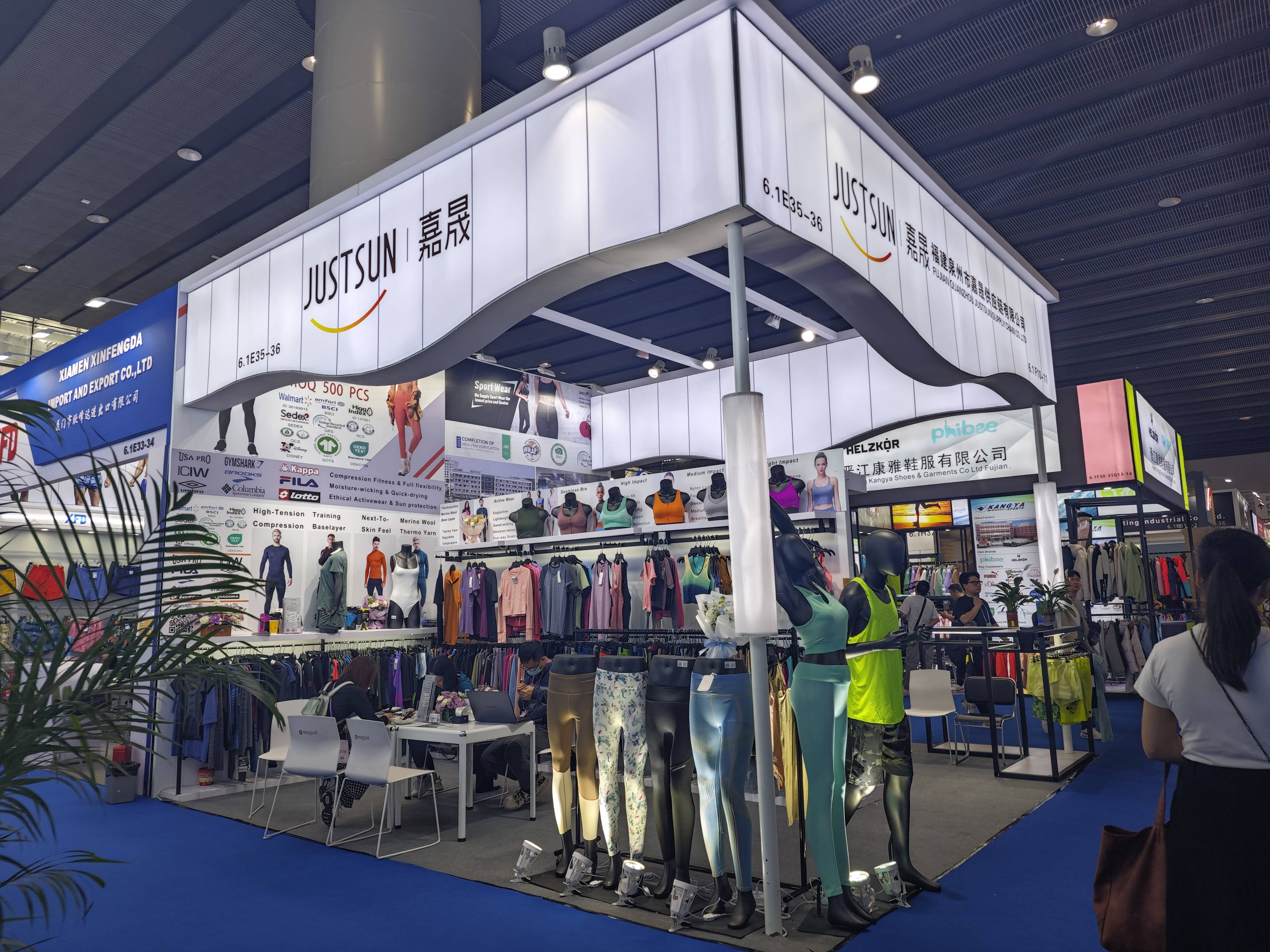 广交会光地搭建桁架木结构制作展览搭建工厂 展台制作