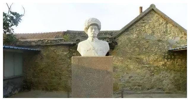 杨子荣牺牲后,胶东出现三个英雄"故乡",周总理下令:要查清楚