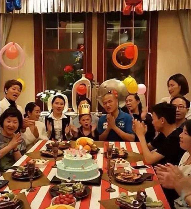 铁嘉欣_父母_马瑞