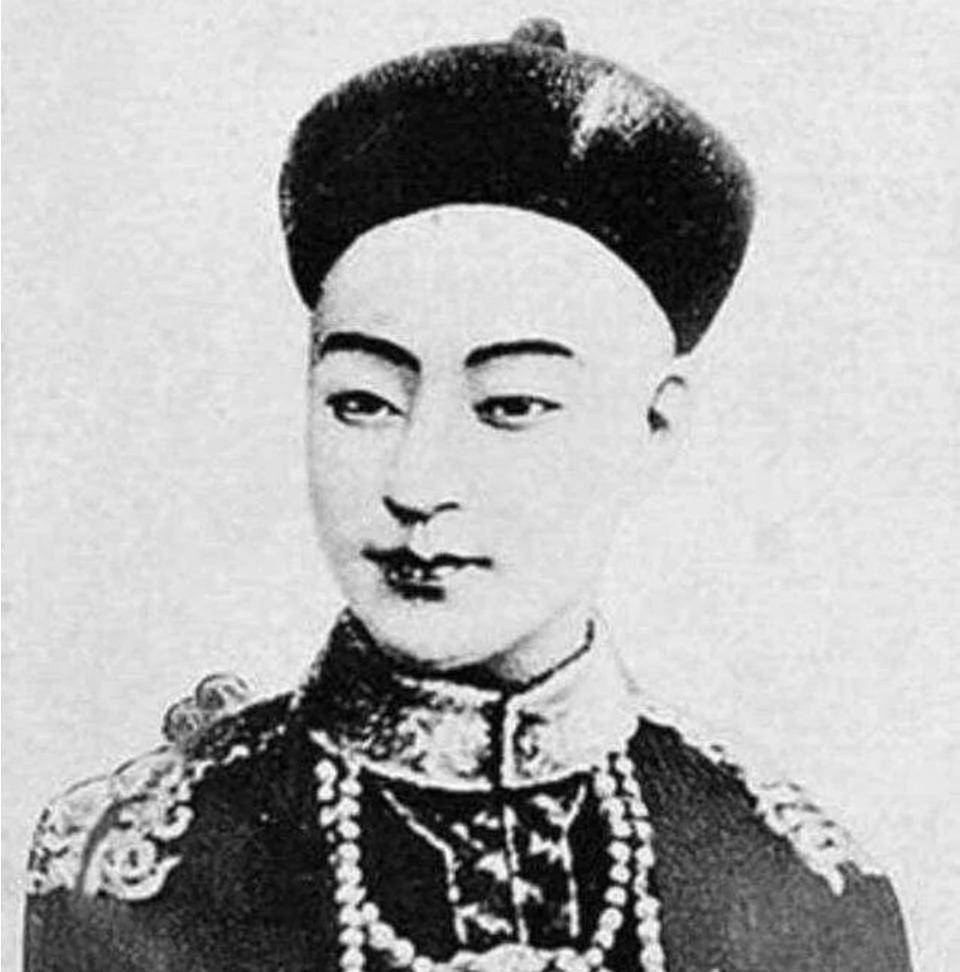 两朝帝师翁同龢,政治成就卓著,却因军事上决策失误而被罢官