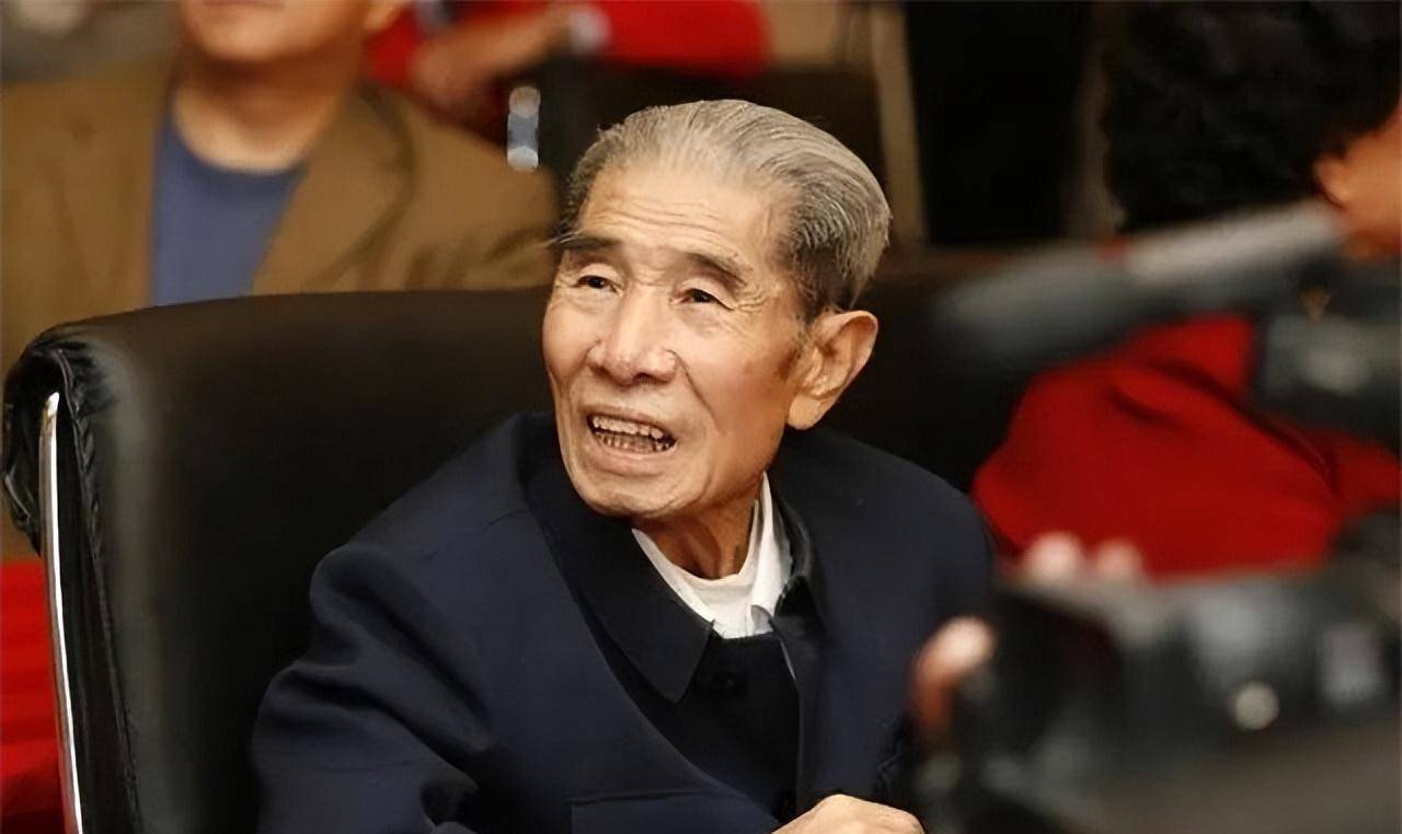 2009年相声名家李文华追悼会:姜昆布置灵堂,郭德纲于谦长跪不起