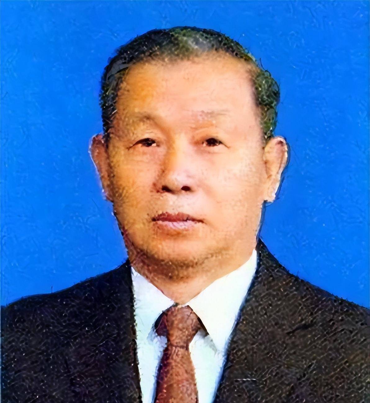 1罐饮料成就3位富翁,87岁想娶19岁女秘书,为啥_格兰巴_威先_海南