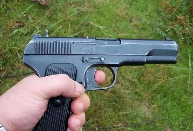 86年严打,"黑龙江三张"被军警全力围捕,他们是谁,犯了何罪?