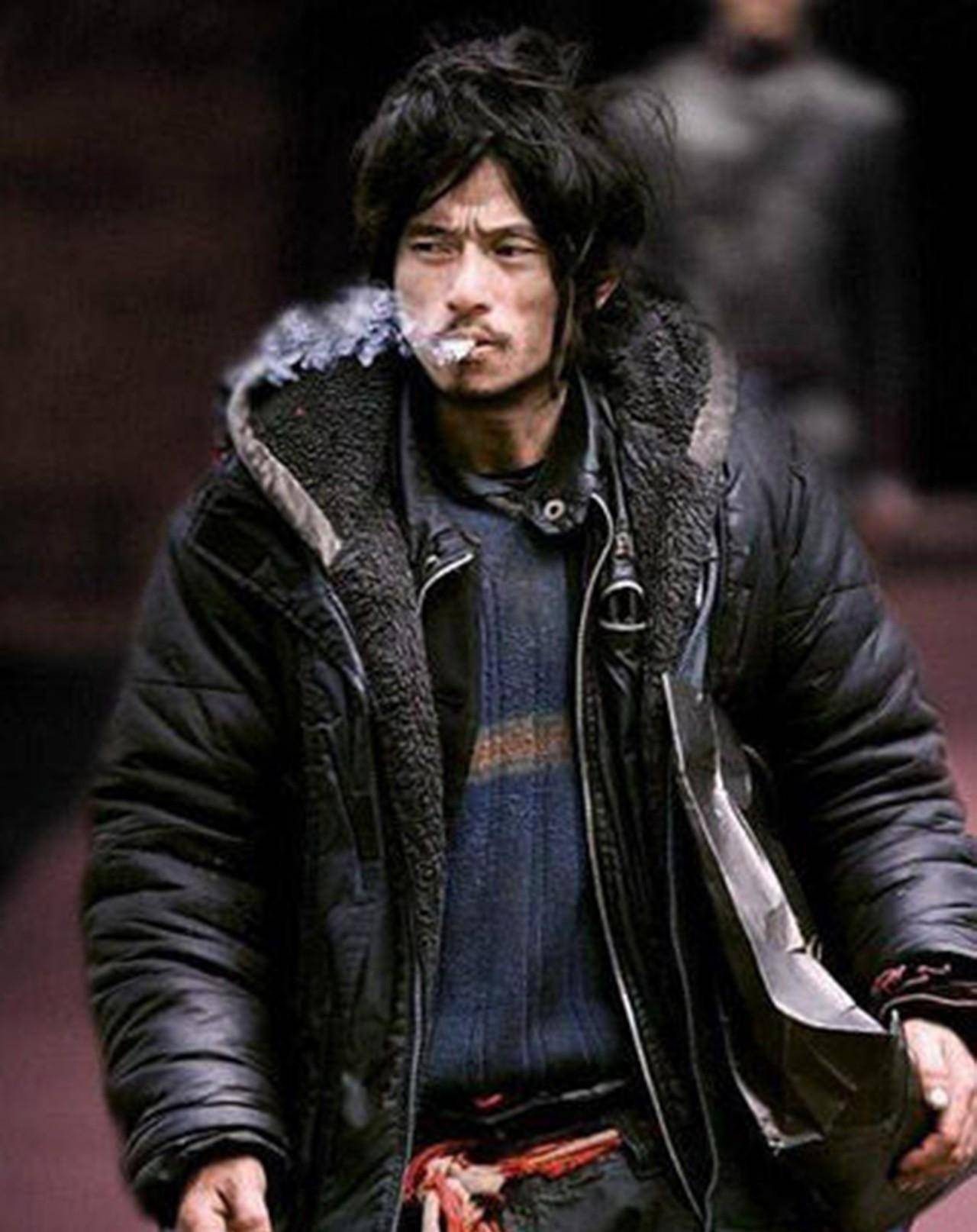 11年前的网红"犀利哥",虽乞丐外表却帅气逼人,后来怎么样了?