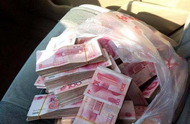 13年男子设计将女教师推进窖井60小时,得知她获救称:只是开玩笑