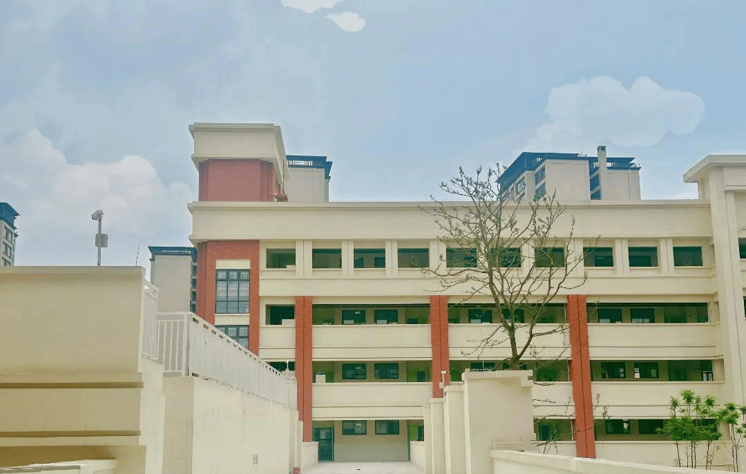 汕尾市海滨小学图片