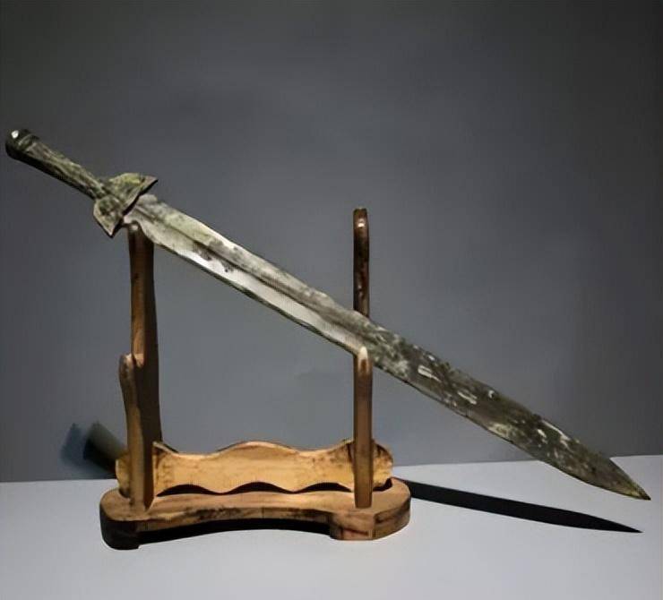 季札挂剑:春秋战国剑术风靡,除了能战场杀敌,剑还有什么作用?